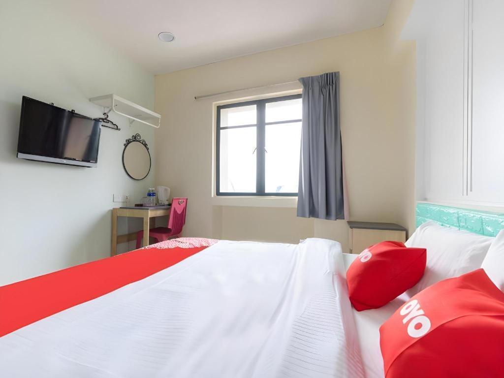 Oyo 89717 Budget Star Hotel 2*